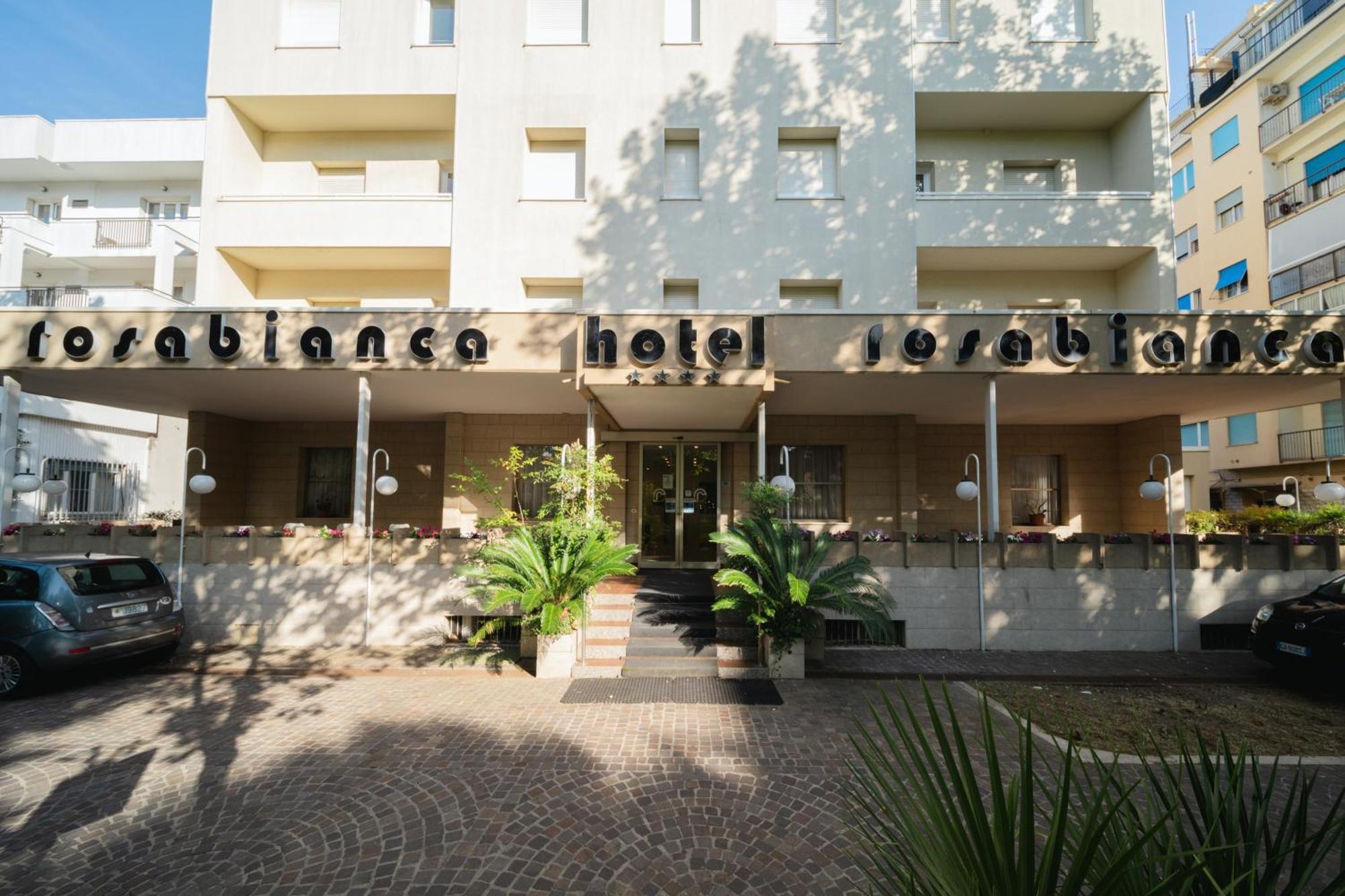 Hotel Rosabianca Rimini Bagian luar foto