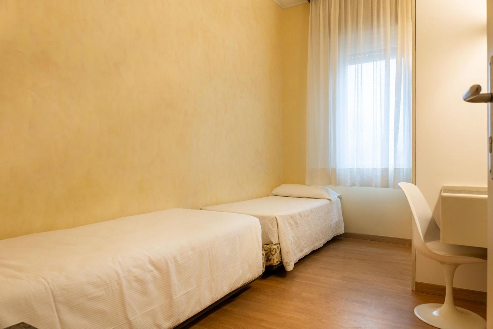Hotel Rosabianca Rimini Bagian luar foto