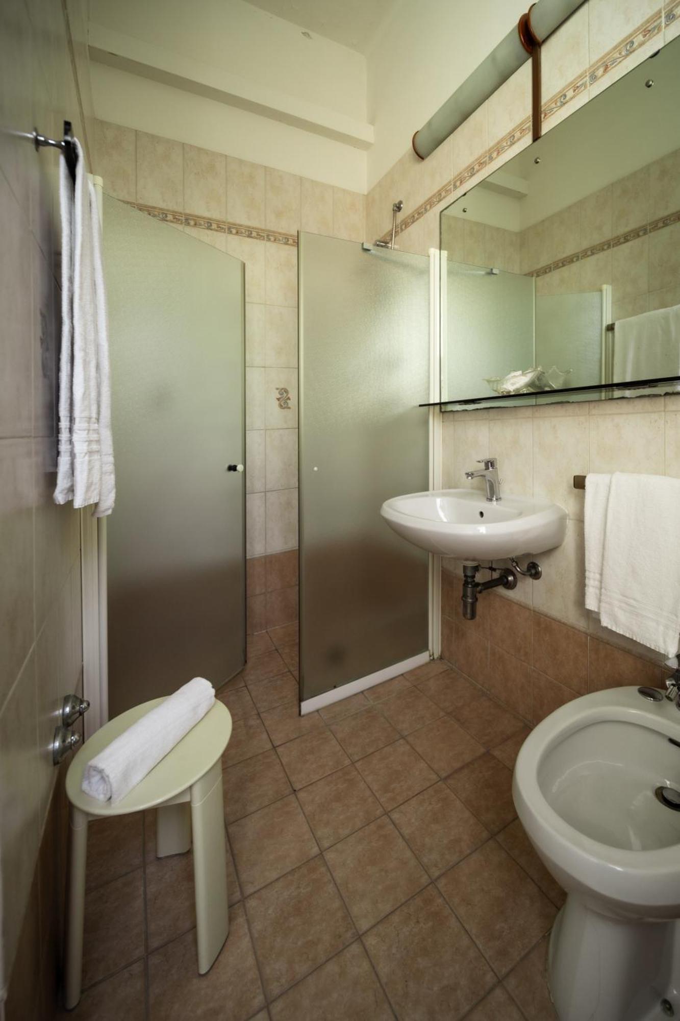 Hotel Rosabianca Rimini Bagian luar foto